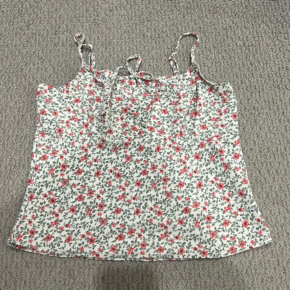 Abercrombie & Fitch top